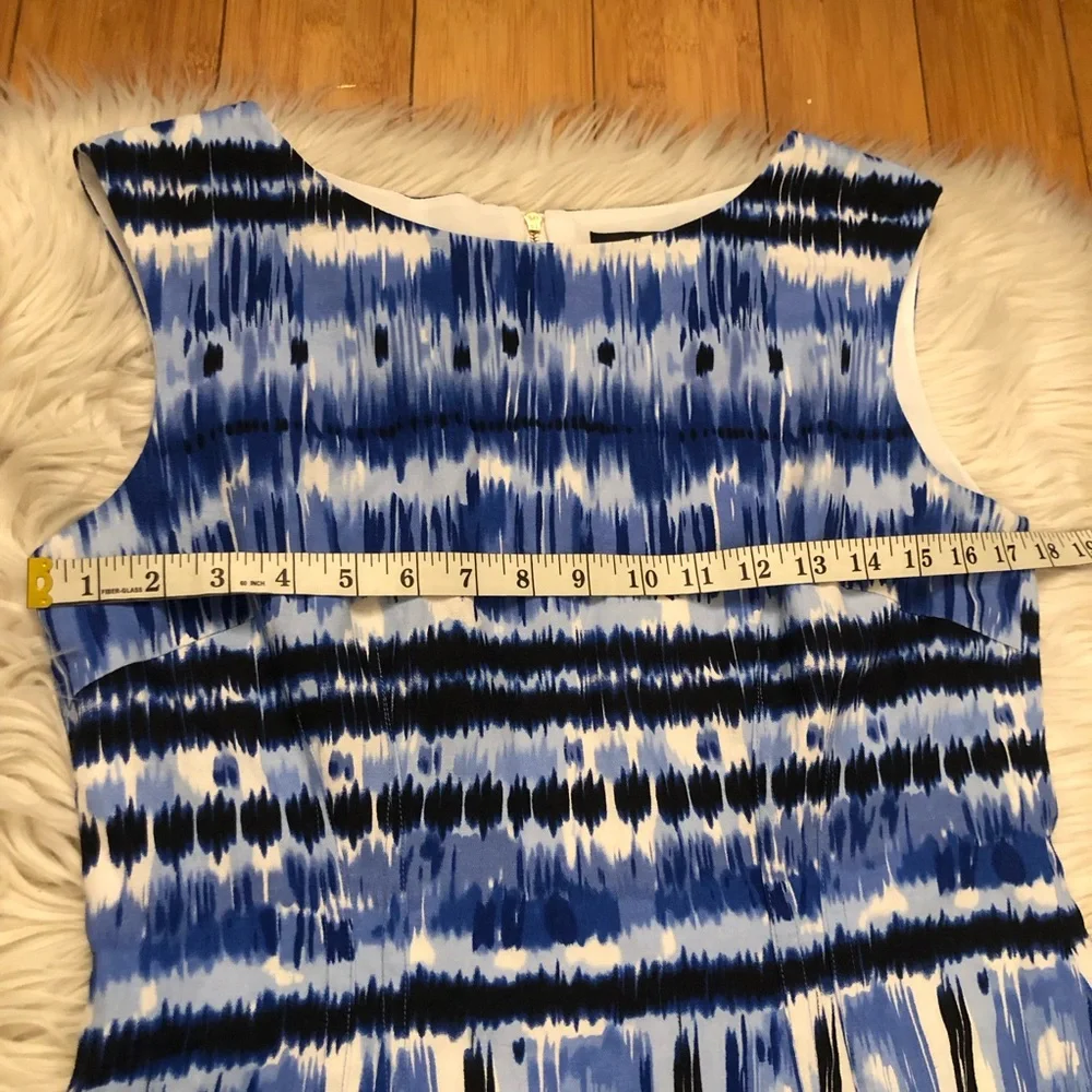 Tahari Linen Blend Tie Dye Ikat Prints Blue White Sleeveless Sheath Dress size 8 - Picture 13 of 16